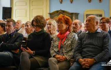 WhatsApp Image 2025-12-04 at 12.53.34 (2)