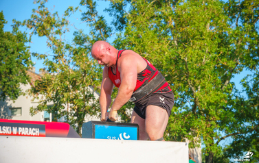 strongman2026-52