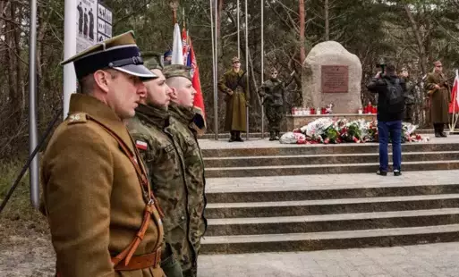 Zdjęcie do Przywracanie pamięci o I Warszawskiej