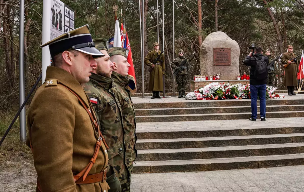 Zdjęcie do Przywracanie pamięci o I Warszawskiej